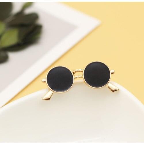 Retro Glasses Brooch Jewelry Fashion Enamel Lapel Pins Sun Glasses Shape Simple Button Pin Badge Accessory Gifts for Fun New