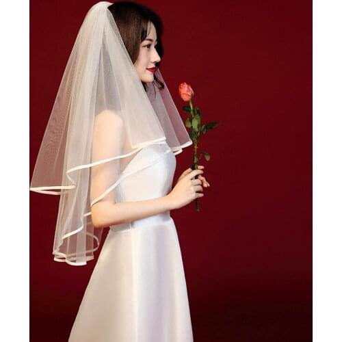 2021 White Color Short Wedding Veils With Metal Combe Bridal Veil 2 Layer Accessories Veil Good Quality HO1535