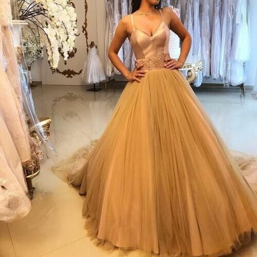 2020 Generous Gold Tulle Evening Party Gowns with Beaded Sash Spaghetti Sweetheart Prom Dresses A Line Bride Gowns