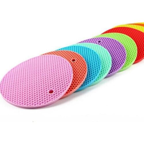 Silicone Non-slip Mat Pure Color Heat Resistant Mat Candy Color Thickened Casserole Mats Other Bakeware LX2340