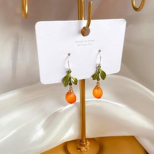 2021 Literature And Art Retro Garden Plant Forest Orange Glass Brooch Berry Simple Ins Small Number Exquisite Temperament Pin