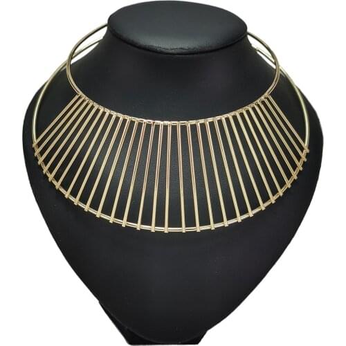 Trendy Metal Big Torques Neck Bib Choker Necklaces Women Statement Chunky Necklaces African Indian Jewelry Gold Color UKEN