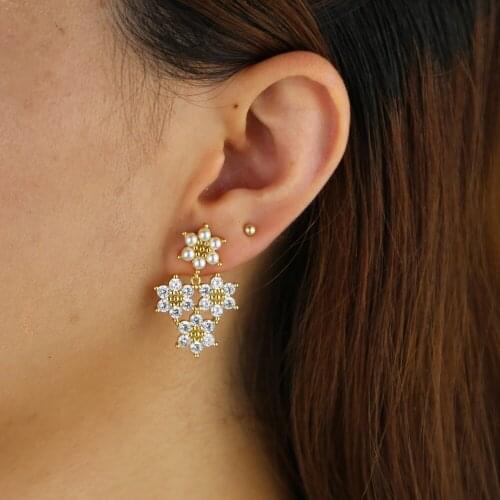 Hot sale women lady flower charm connector fresh pearl dangle charm with cz paved wedding engagement earring jewelry gift