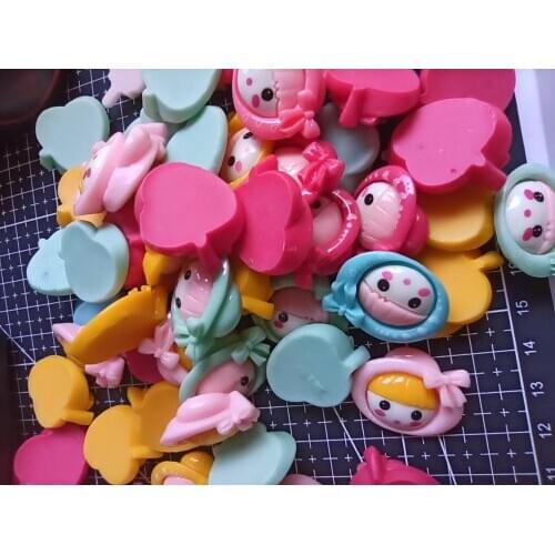 1pcs/lot resin flat back girl with straw hat 27mm Scrapbook Embellishment DIY Phone Decoration