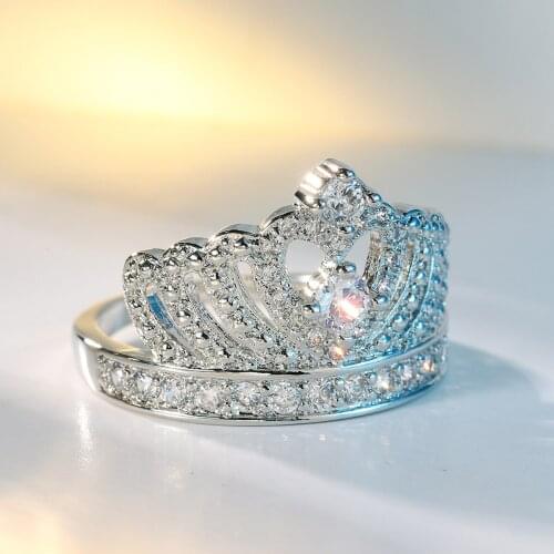 New Luxury Lady Queen Crown Ring Fashion Temperament Noble Lady Set Zircon Ring Charm Romantic Bride Commitment Engagement Ring