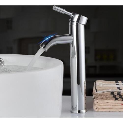 Bathroom Basin Faucet Cold and Hot Mixer Basin Sink Tap Fashion Round Single Hole Water Tap Single Handle Tap Crane Deck Mounted