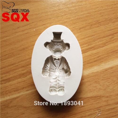 Wearing hats Bear Fondant Molds Silicone Mold Soap Candle Moulds Sugar Craft Tools Bakeware Chocolate Moulds SQ16275
