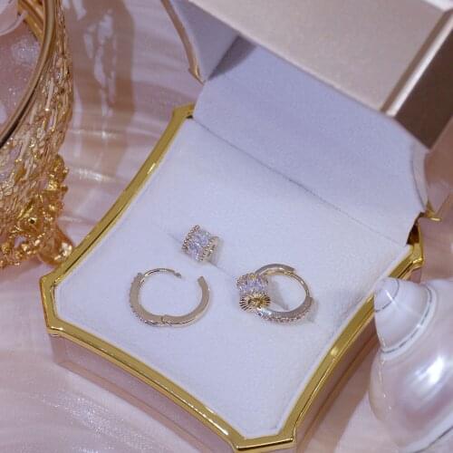 Exquisite Round Lucky Ball Stud Earrings for Women AAA Cubic Zirconia Bling Rhinestone Party Jewelry Accessories Gift