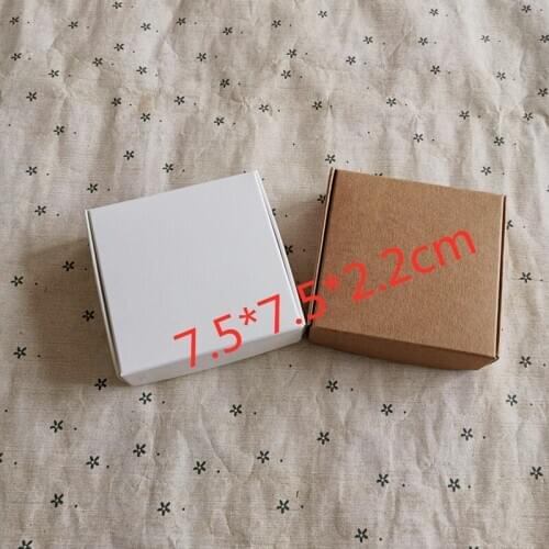 50Pcs 7.5*7.5*2.2cm kraft paper craft boxes small soap cardboard paper packing boxes paper candy gift package