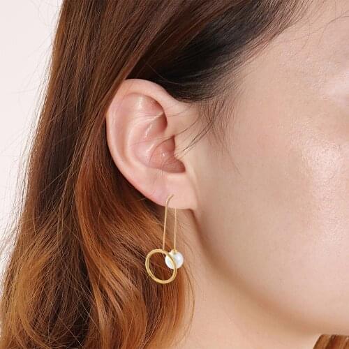 Korean Geometric Drop Earring for Women White Round Light Imitation Pearl Long Earrings Jewelry Fashion Hoops Wedding girl Gift