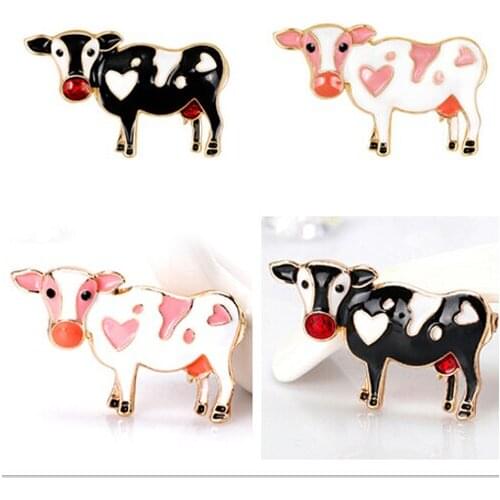 Alloy Black And White Enamel Cow Brooches For Women And Men Fashion Animal Banquet Weddings Party Brooch Gifts