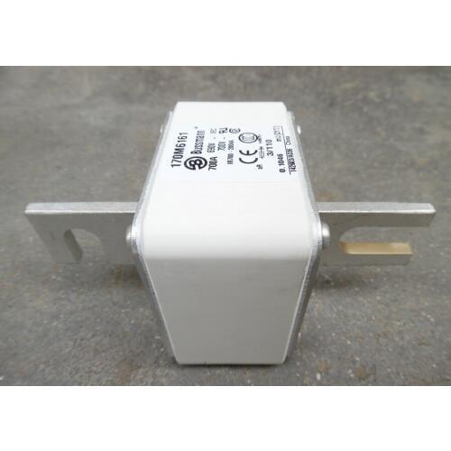 Fuses: 170M6158 500A 690V / 170M6159 550A / 170M6160 630A / 170M6161 700A 690V aR