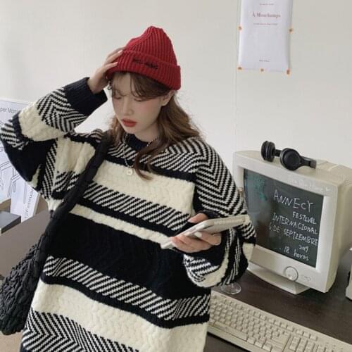Korean Striped Sweater Womens 2021 New Loose Long Lazy Ladies Pullover Long Sleeve Thick Round Neck Sweater Oversize Feminine
