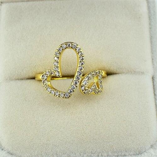 Womens Golden Heart-shaped Ring Wedding Crystal Zirconia Ring for Girls Unique Geometric Ring Jewelry Factory Direct Sales