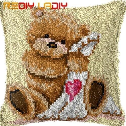 Latch Hook Cushion Bear with Love Pillow Case Printed Color Canvas Acrylic Yarn Latched Hook Pillow Crochet Cushion Cover Kits