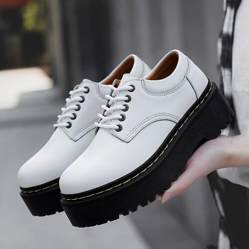 2021 New Skateboard Sneakers For Woman Thick Bottom Sport Shoes Ladies Height Increase Women Gym Skateboard Shoes Youth Sneakers