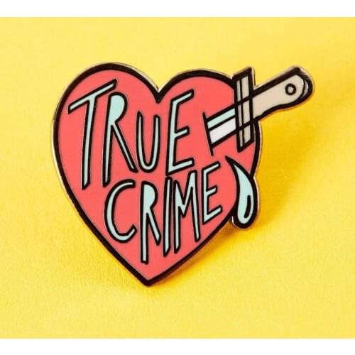 True Crime Red Heart With Knife Brooch Pins Enamel Metal Badges Lapel Pin Brooches Jackets Jeans Fashion Jewelry Accessories