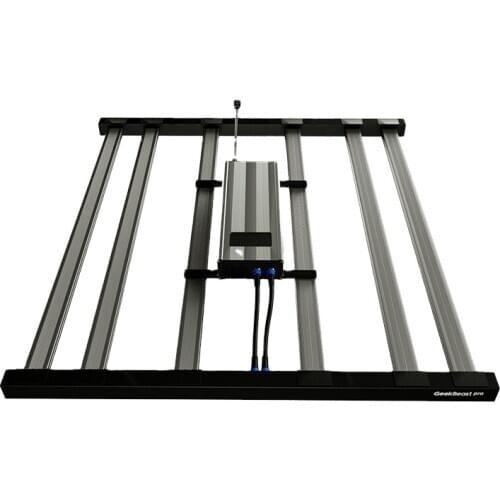 New Style 630w Geekbeast Pro Led Grow Light lm301h lm301b 3000k 3500k App Control For Veg and Bloom
