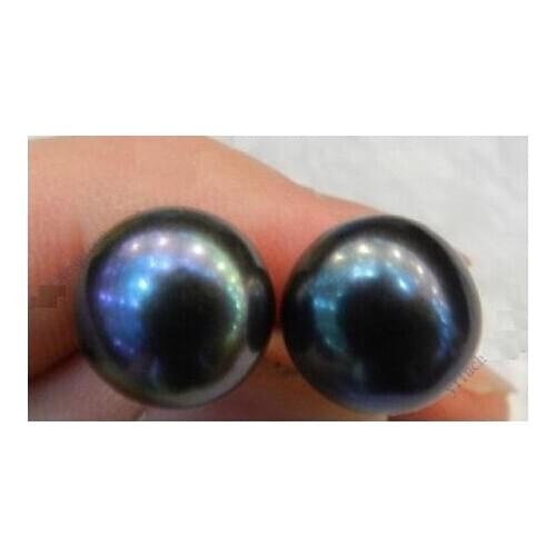 A pair of natural AAA+ 11-12mm tahitian black pearl earrings