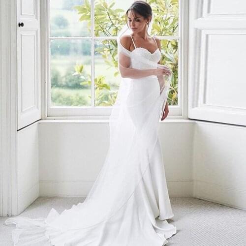 2020 Spaghetti Straps Mermaid Wedding Dress Crepe Lace Appliques Bridal Gowns with Sash