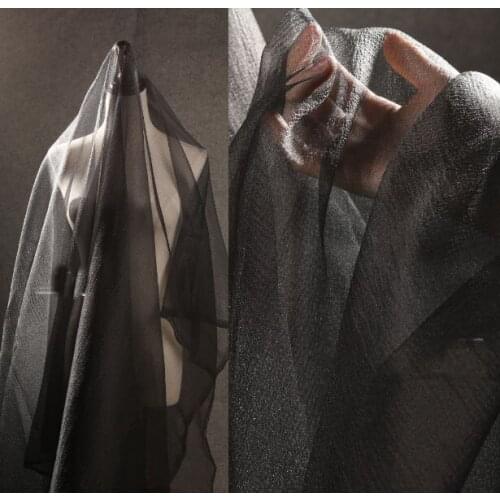 Pure black micro-texture pleated linen yarn, creative perspective texture fashion fabric