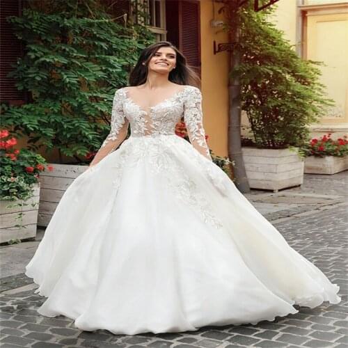 Long Sleeves A Line Wedding Dresses Chic Appliqued Robes De Mariée Sweep Train Ruched Chiffon Custom Made Boho Bridal Gowns