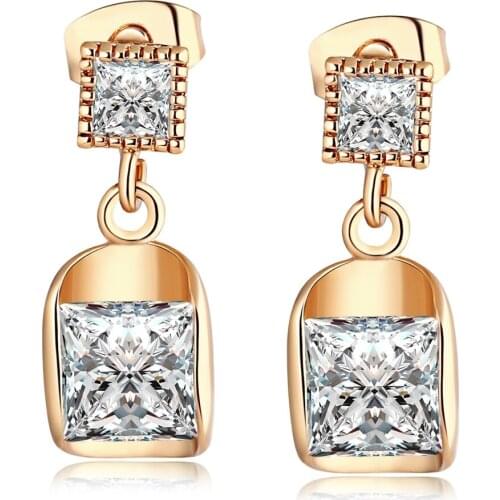 Love & Annie Chic Clear Square CZ Gold Color Stud Earrings Women Exquisite Earrings Girls Earrings Cute Gift