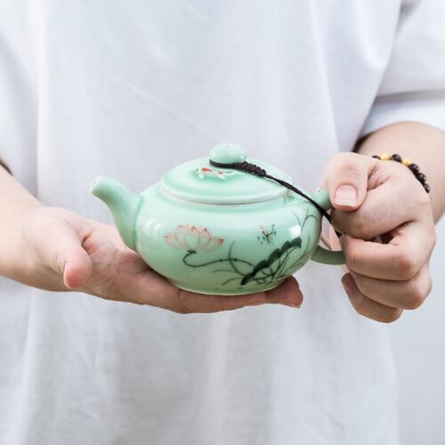 Longquan celadon porcelain tea pot handpainted pots fish relief antique style Chinese ceramic pot of tea 190ml kungfu teapots