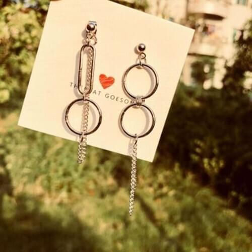 2020 New Fashion Bohemian Earrings Asymmetric Round Chain Street Port Wind Fringe Earrings Ladies Round Long Earrings Jewelry