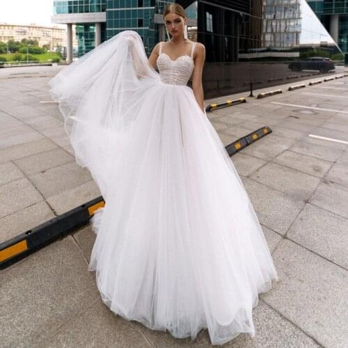 Modern Simple Cheap Wedding Dresses 2021 Pleated Lace Bride Dress Spaghetti Straps Pearls Beach Wedding Gowns Vestido de Noivas