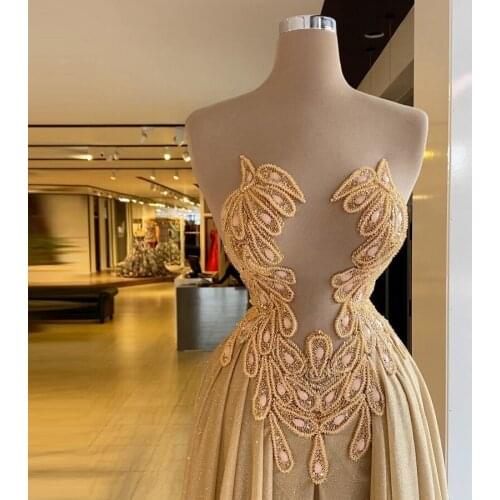 Sexy Long Evening Dressing Gowns Custom Made Glitter Strapless Sleeveless Crystals Beaded Long With Train Party Gowns