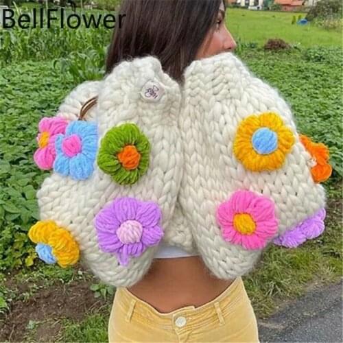 Cropped Cardigan Fall 2021 Women Floral Hand Weaving Three-dimensional Flowers Puff Sleeve V-Neck Casual Loose Kimono Cardigan