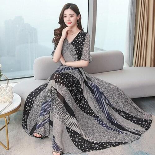Bohemian 2020 Womens Summer New V-neck Five-point Sleeve Fashion Super Long Temperament Dress Long Swing Beach Dress