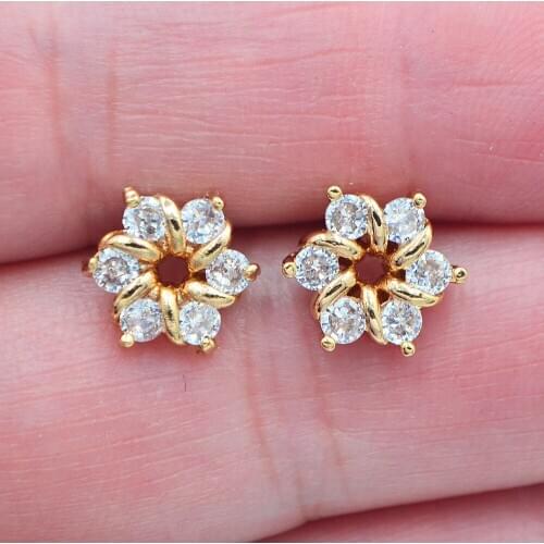 Gold Color Women Fashion Clear White Zirconia CZ Adorable Flower Stud Earrings Jewelry