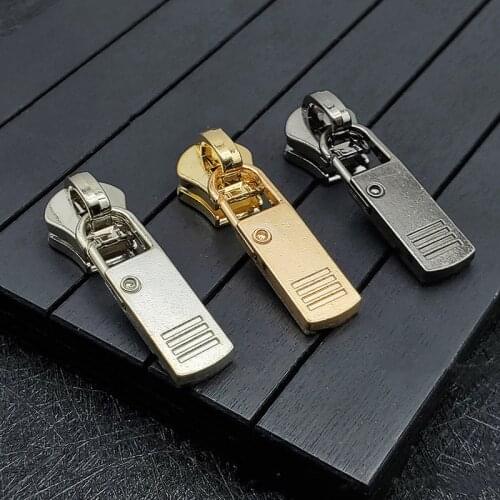 2pcs Zipper Pull Head Metal Zipper Replacement Clip Bag Zipper Tags Buckle Fixer Zip Zipper Slider DIY Sewing Craft Repair Kits
