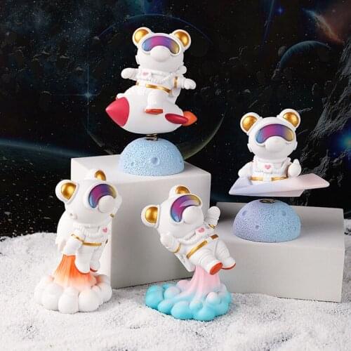 Creative Space Astronaut Car Shaking His Head Decoration Sculpture Cartoon Character Cartoon Nordic Home Furnishing Figurines