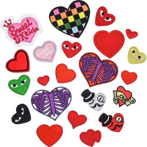 Love Heart Embroidery Patches Iron on Cartoon Heart Shaped Badges DIY Thermo Stickers for Clothes Hole Patch Decorative Applique