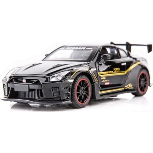 Hot scale 1:32 wheels East god of war Nissans metal model with light sound GTR r35 RACING car diecast vehicle pull back toy