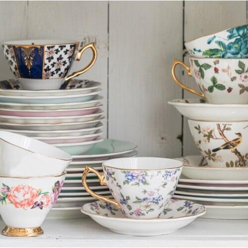 MIDOSHARK Bone China Coffee Cup Set with Golden Handle Light Luxury Royal Garden Afternoon Tea Cup set