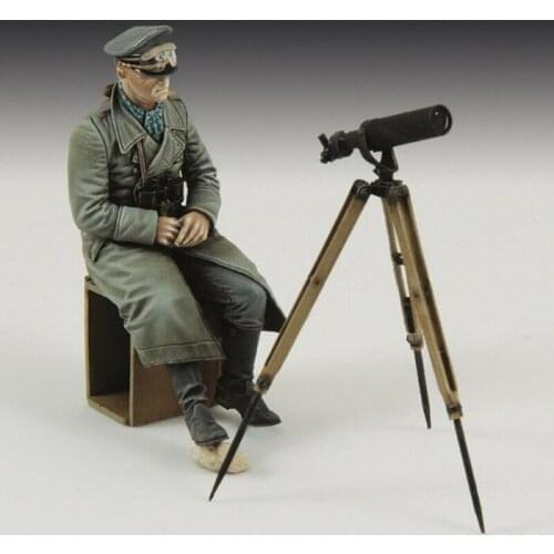 1/35 Scale Unpainted Resin Figure General and military theorist collection figure