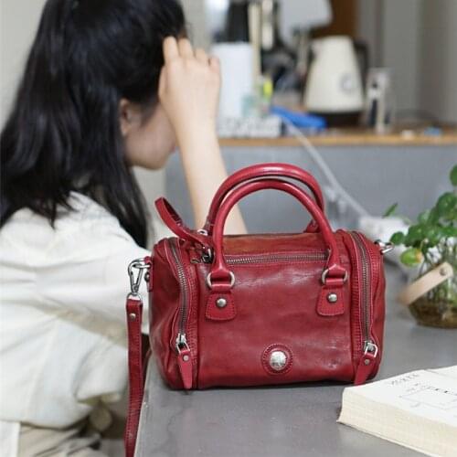 Retro fashion natural real leather ladies portable Boston bag daily outdoor high-quality shoulder diagonal camera bag pillow bag