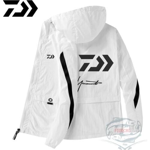2020 Daiwa Outdoor Long Sleeve Sunscreen Fishing Clothes Waterproof Breathable Jacket Thin Jacket Hooded Fishing Clothing