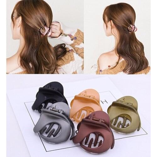 Simple Fashion Hair Clips for Hair Claw Clip Hair Clips for Women Frosted Solid Color Girls Claw Clip Hairpin Hair Accessories
