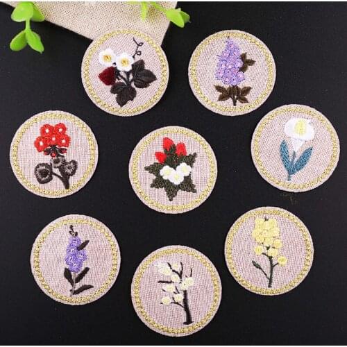 1 PCS Round Floral Flower Patches Cartoon Iron on Stickers for Clothes High-quality 3D Diy Embroidered Lavender Badges Parches