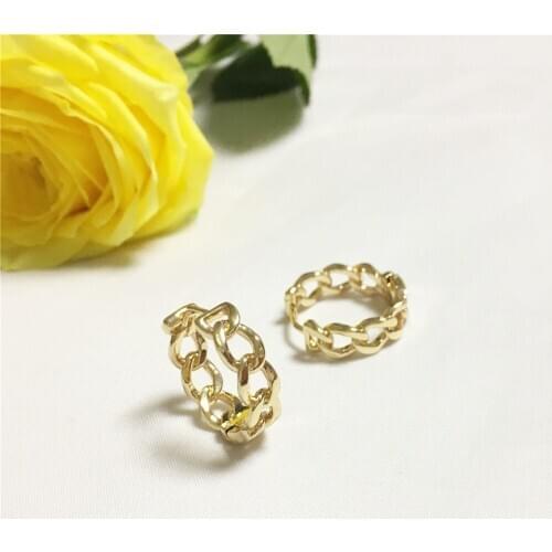 New Bohemia Gold Color Plating Chain Shape Hoop Earrings For Women Girl Casual Classic Vintage Elegant Office Lady Jewelry