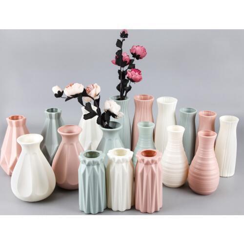 Factory direct sales new creative round mouth plastic vase anti falling PE vase simple Nordic style plastic vase