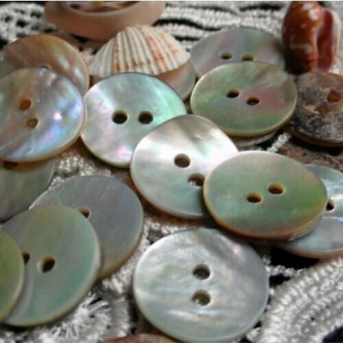 100Pcs/ Package Natural Shell Sewing Buttons Color Japan Mother of Pearl MOP Round Shell Button Sewing Accessories 2 Hole 10mm