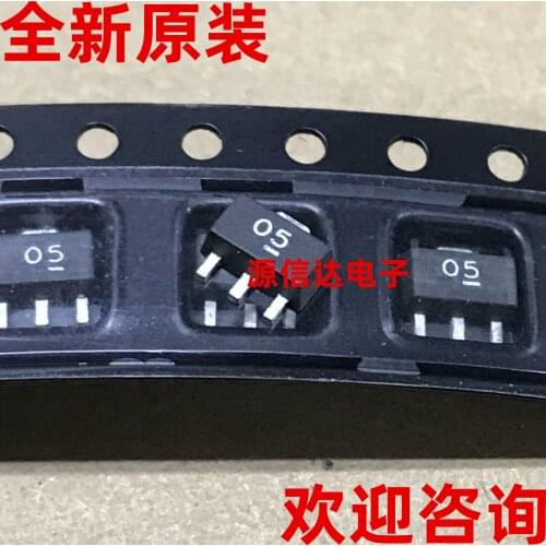 New original GALI-5 Mini screen printing: real picture shooting of 05 SOT-89 RF amplifier chip