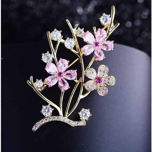 Luxury Pink Cubic Zirconia Plum blossom Brooches for Women Elegant Pins Charm Brooch Pin Gift Accessorios Jewelry Broche Mujer