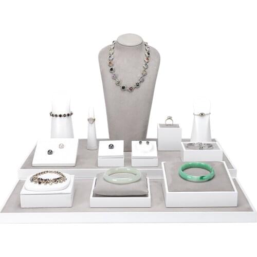 Customized Jewelry Paint Display Stand Bracelet Ring Pendant Necklace Holder Jewelry Window Counter Display Props